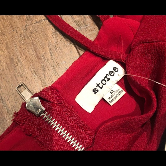 STOREE brand drop shoulder/cold shoulder dress - Picture 5 of 9